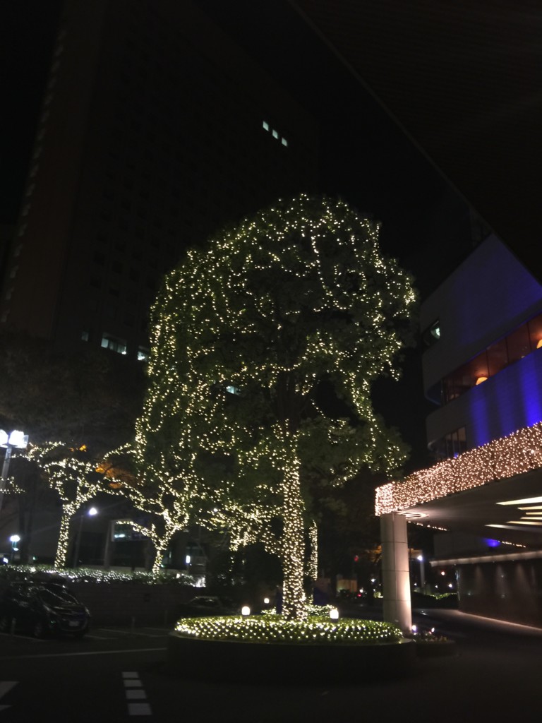 chiristmas tree of Hilton Tokyo in Japan | Ghichi.com